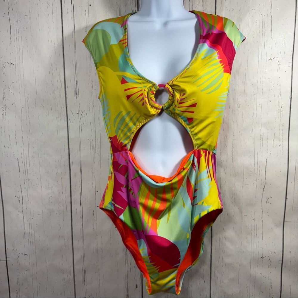 Sanctuary Tropical Cutout One Piece Swimsuit Ring Detail Resort Size L NWT